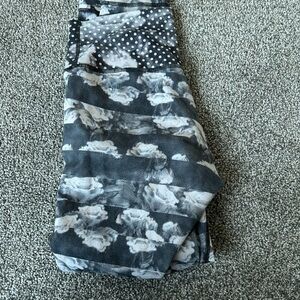 lululemon athletica Gray and White Patterned Leggings